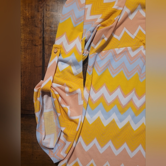 Chevron Patterned Women's Top - Multicolor - Yellow, Blue - Size 18 / 20W - Picture 8 of 9